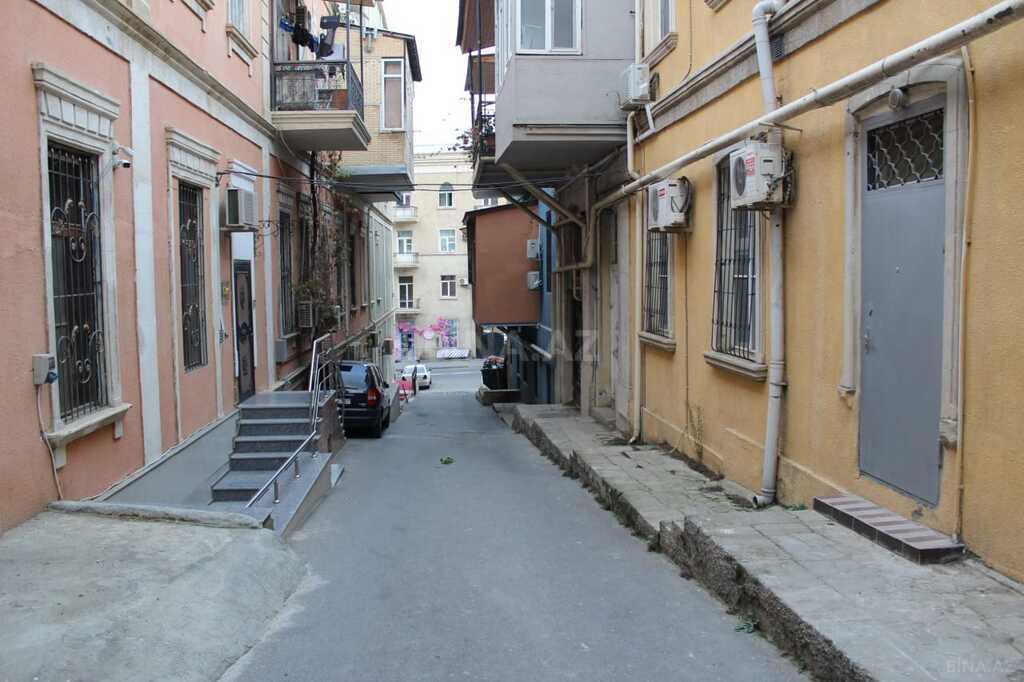 Image Description